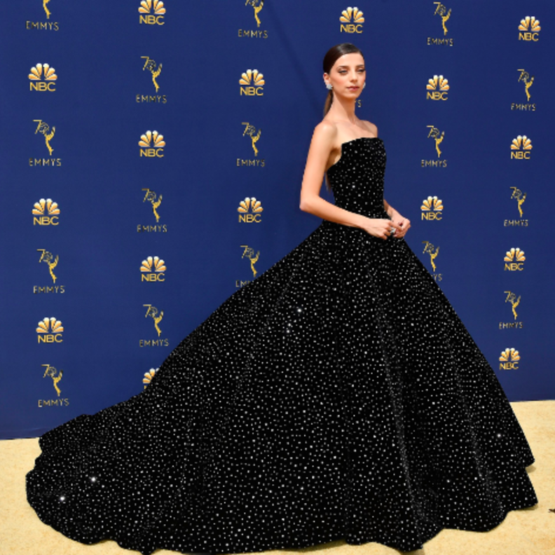 Mandy Moore في فستان من Rodarte