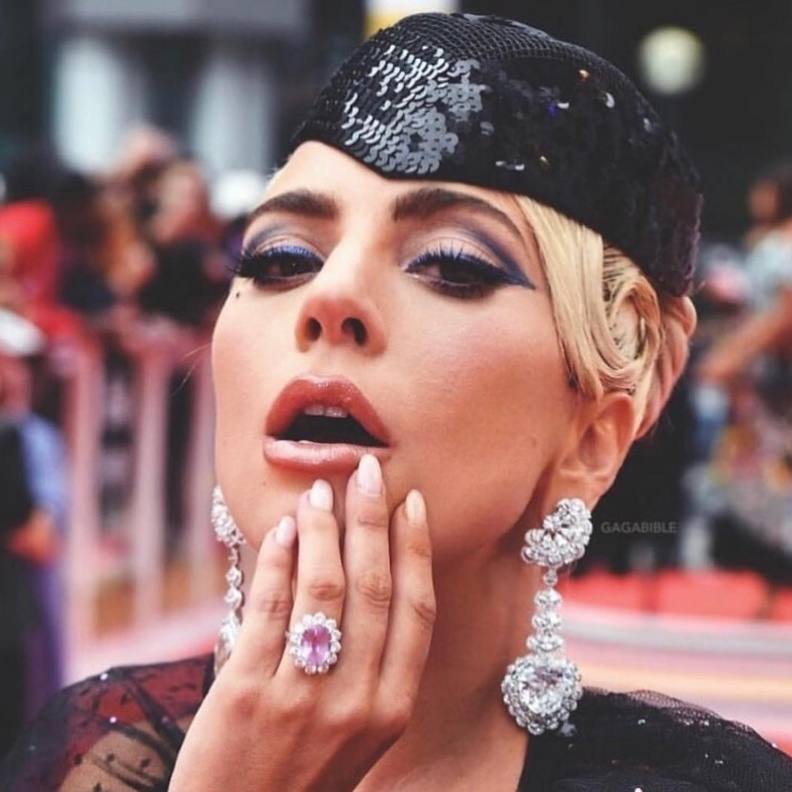  الفنانة العالمية ليدي غاغا Lady Gaga