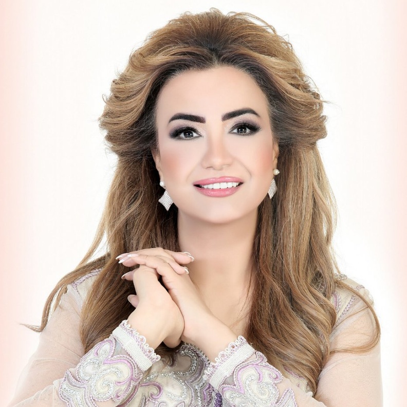 الشاعرة الاماراتية نجاح المساعيد