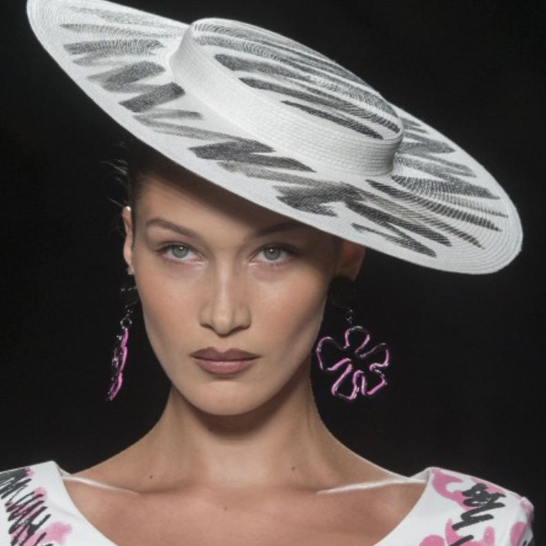 أكسسوارات شعر التاج من Luisa Beccaria