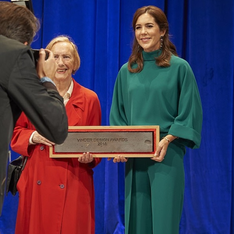 موقف محرج لزوجة ولي عهد الدنمارك