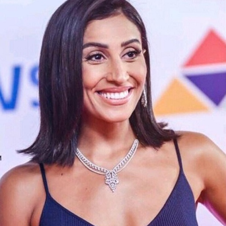 نجمات خيبن الامال بإطلالتهن الجمالية في الجونة