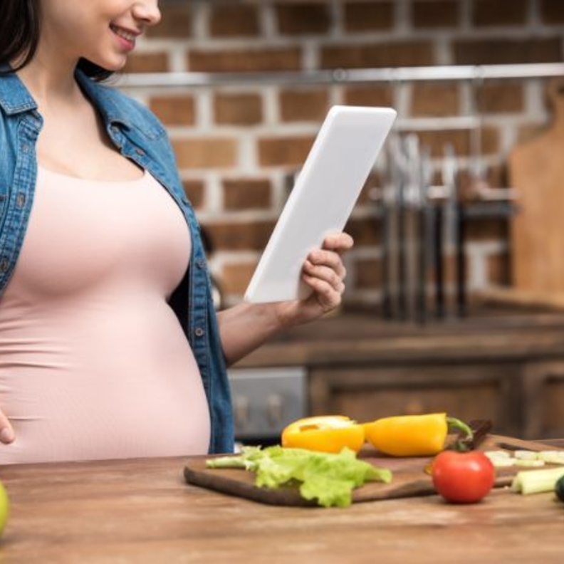 أطعمة مهمة للمرأة في المرحلة الثانية من الحمل 