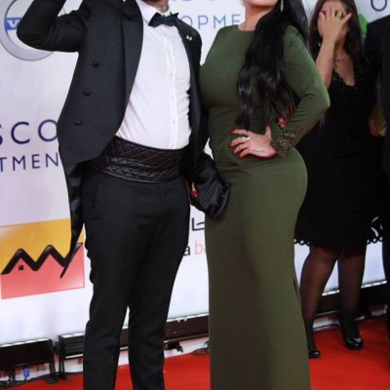 احمد الفيشاوي وزوجته