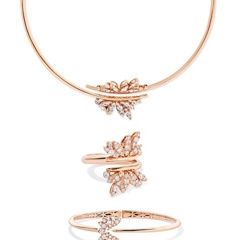 طقم من أنيتا كو Anita Ko