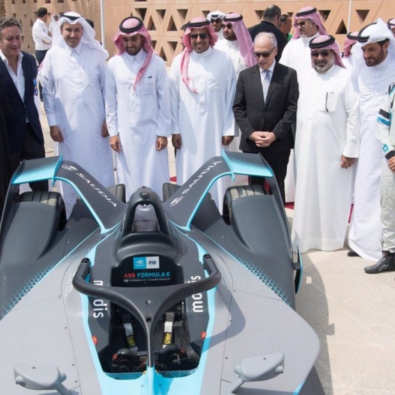 سيارات سباق الدرعية إي بري