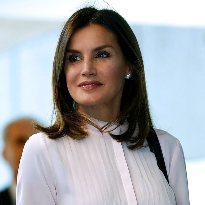 جمالها الطبيعي بلمسة من المكياج الملكة ليتيزيا