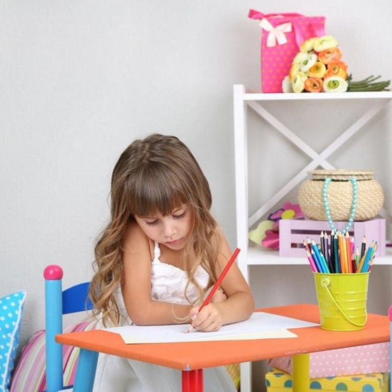 افكار لتنظيم ادوات الاطفال المدرسية في المنزل