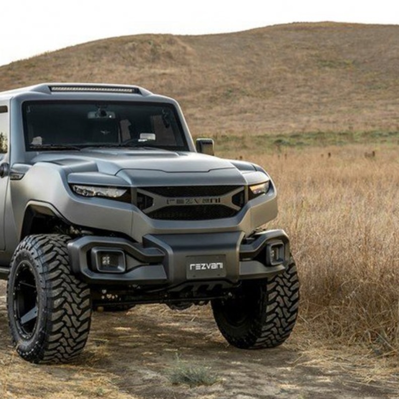 السيارة من الداخل