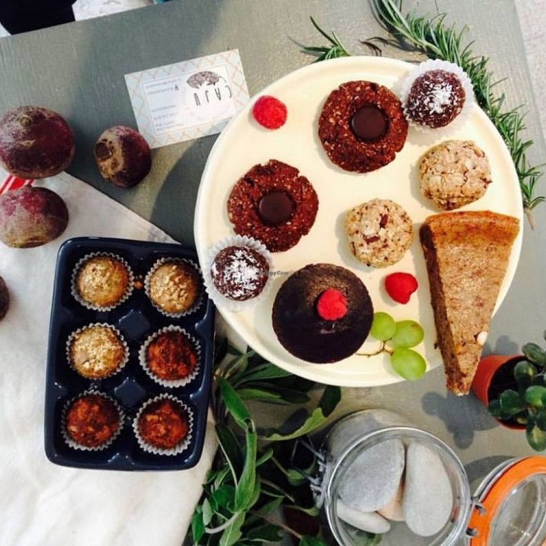 مطعم PAPER PLANE