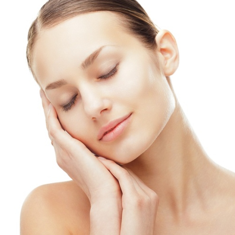 زيت الاطفال يرطب جسمك ويعالج خشونة الجلد