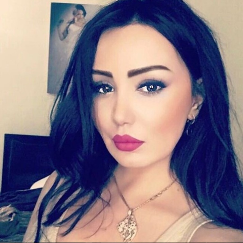 دينا هارون 2018