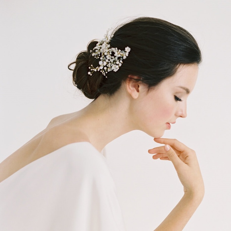 تسريحة جانبية رائعة