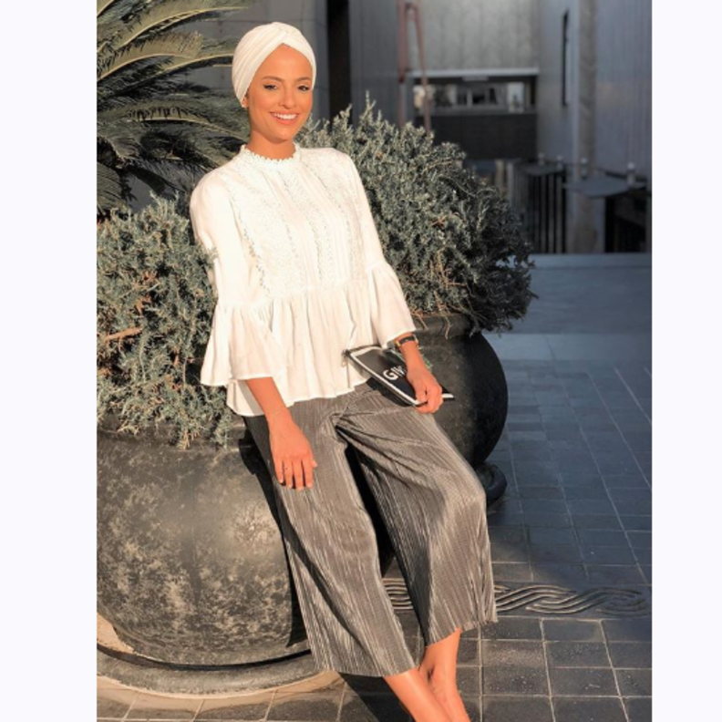 لوك كامل متكامل باللّون الأبيض