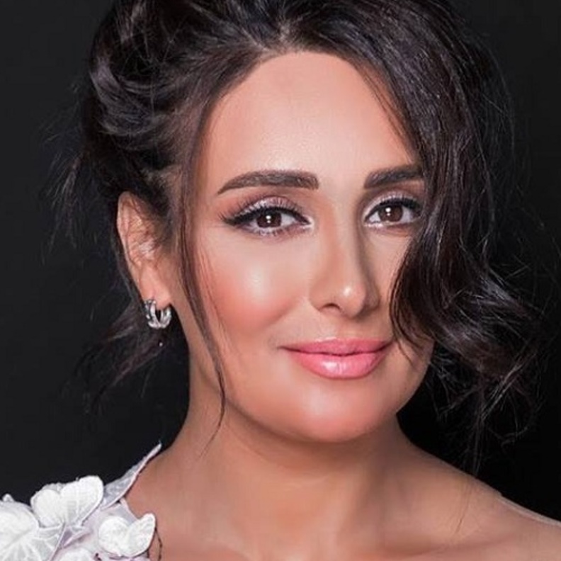 كندة حنا تتعرض لموقف محرج في مهرجان الاسكندرية