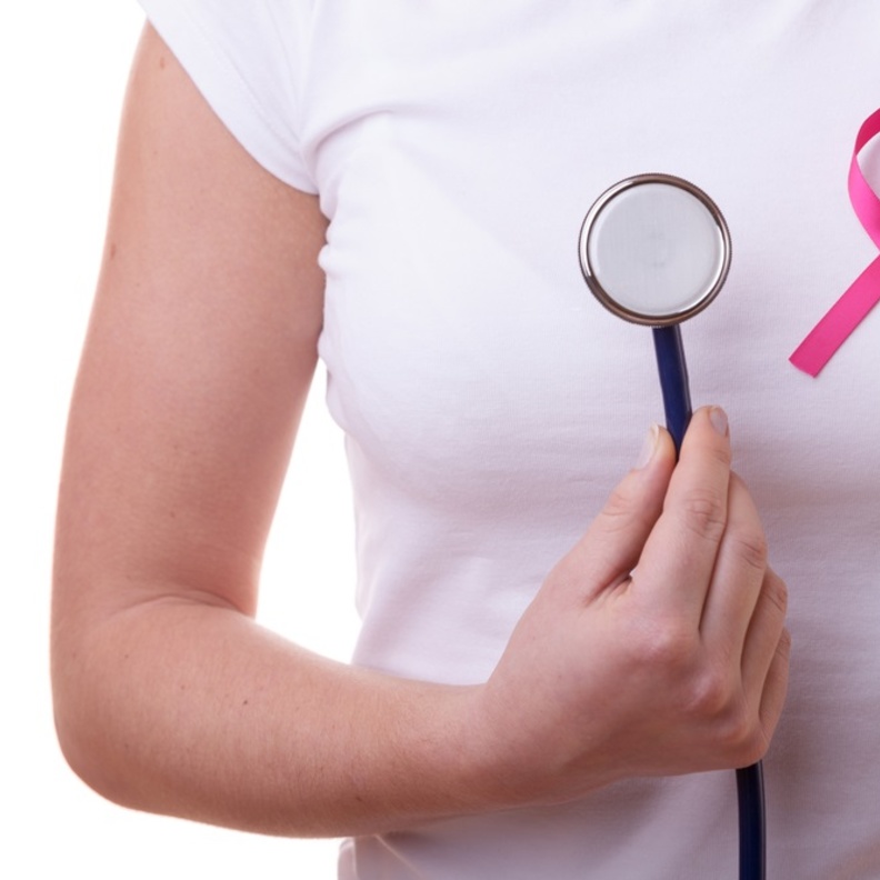 فحوصات الكشف المبكر لتجنب الإصابة بمرض سرطان الثدي