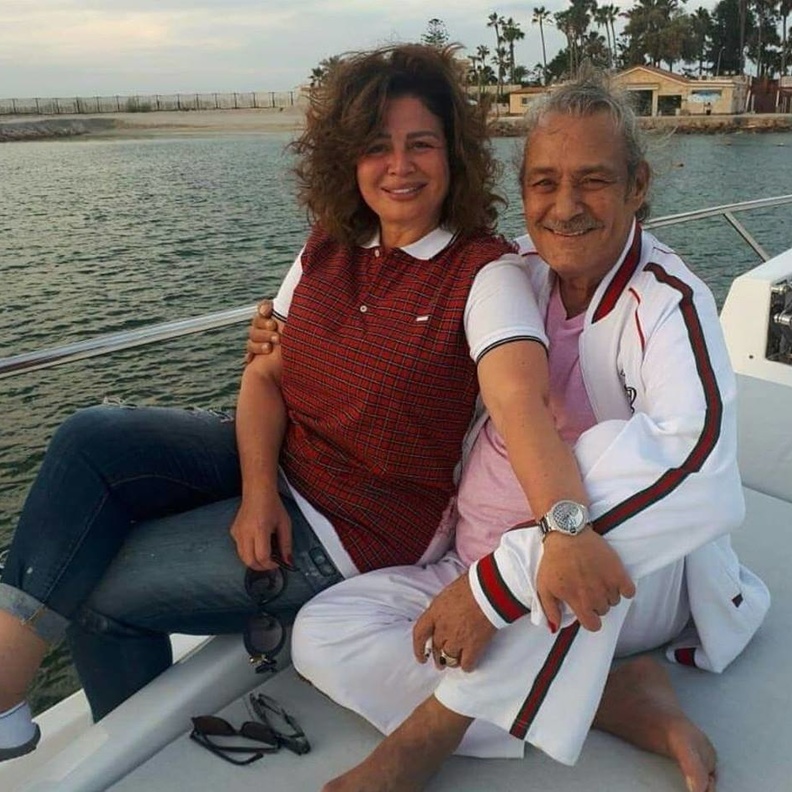 الهام شاهين برحلة استجمام مع فاروق الفيشاوي