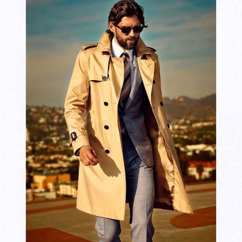 رقي وأناقة بتنسيق الترينشكوت مه البدلة بنقشة الكارو