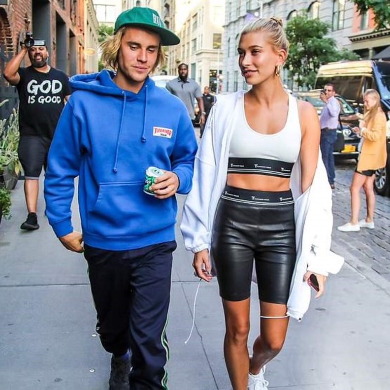 جاستن بيبر وهايلي بالدوين