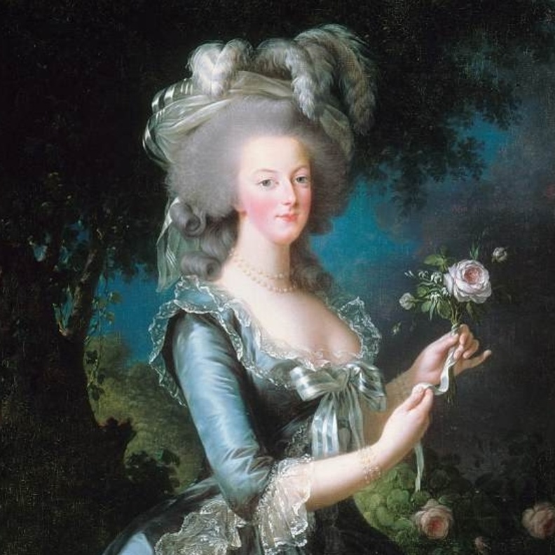  قلادة أنيقة مرصعة بعدد 300 من حبات اللؤلؤ الطبيعي يتوقع أن تباع بسعر 300 ألف دولار