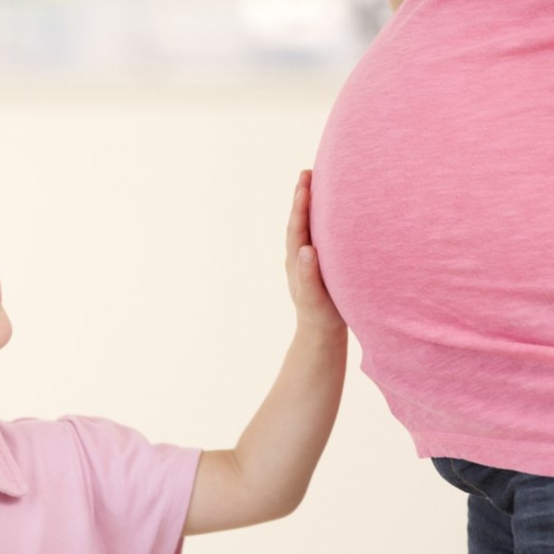 مخاطر تأخر الحمل بعد سن ال ٣٥ على الأم والطفل 