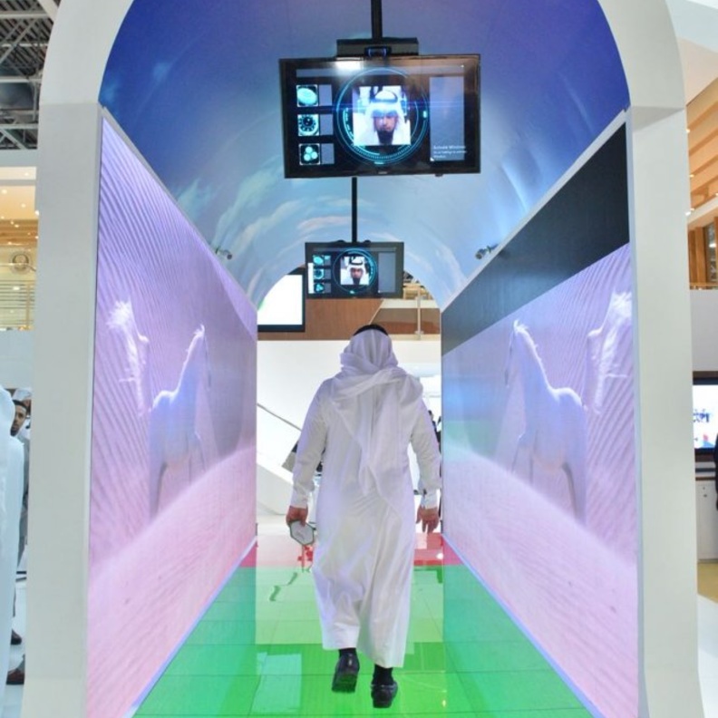 غدا : الممر الذكي في مطار دبي لا حاجة إلى جواز السفر