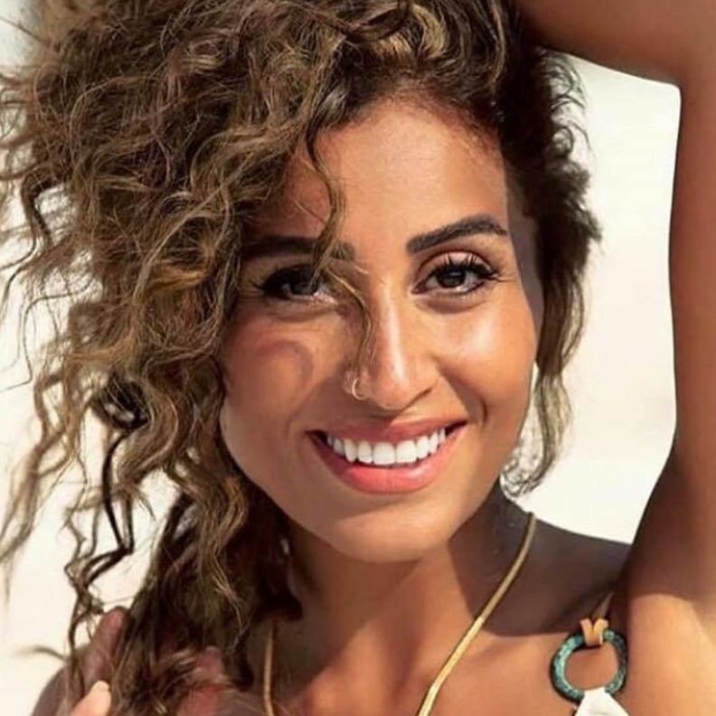 دينا الشربيني