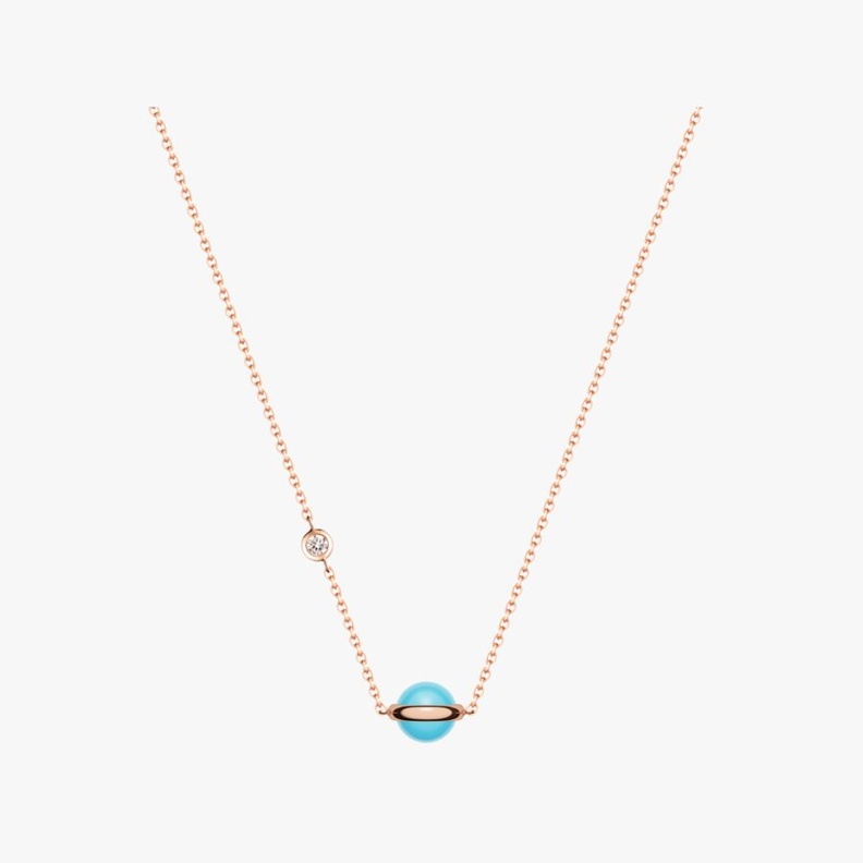 قلادة بياجيه من الذهب والفيروز