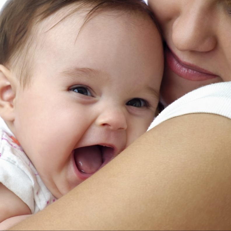 أهمية الحضانة للأم والطفل