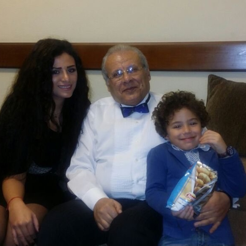 غنوة ووالدها