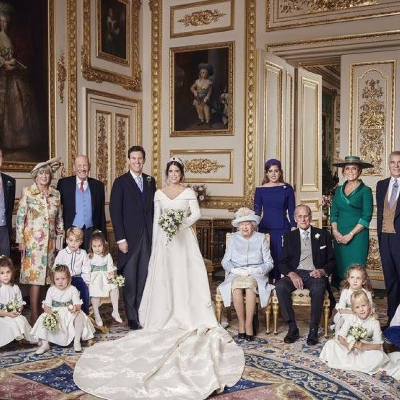 الصورة الرسمية لزفاف الأميرة يوجين بحضور الملكة إليزابيث وأفراد عائلة العروسين