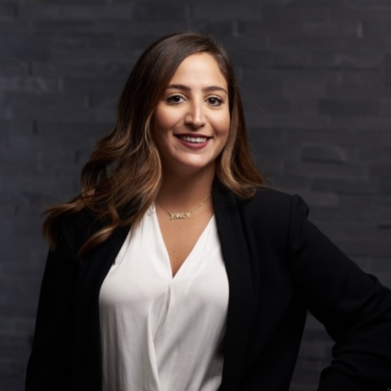 المصممة يارا ضو