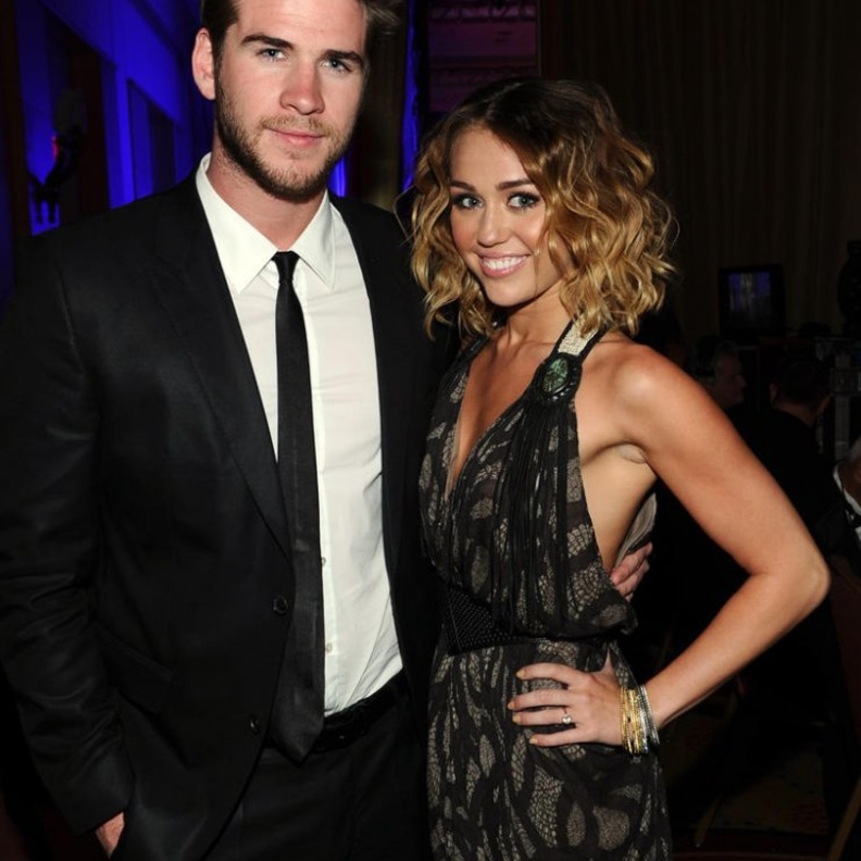 مايلي يايرس وليام هيمسورث