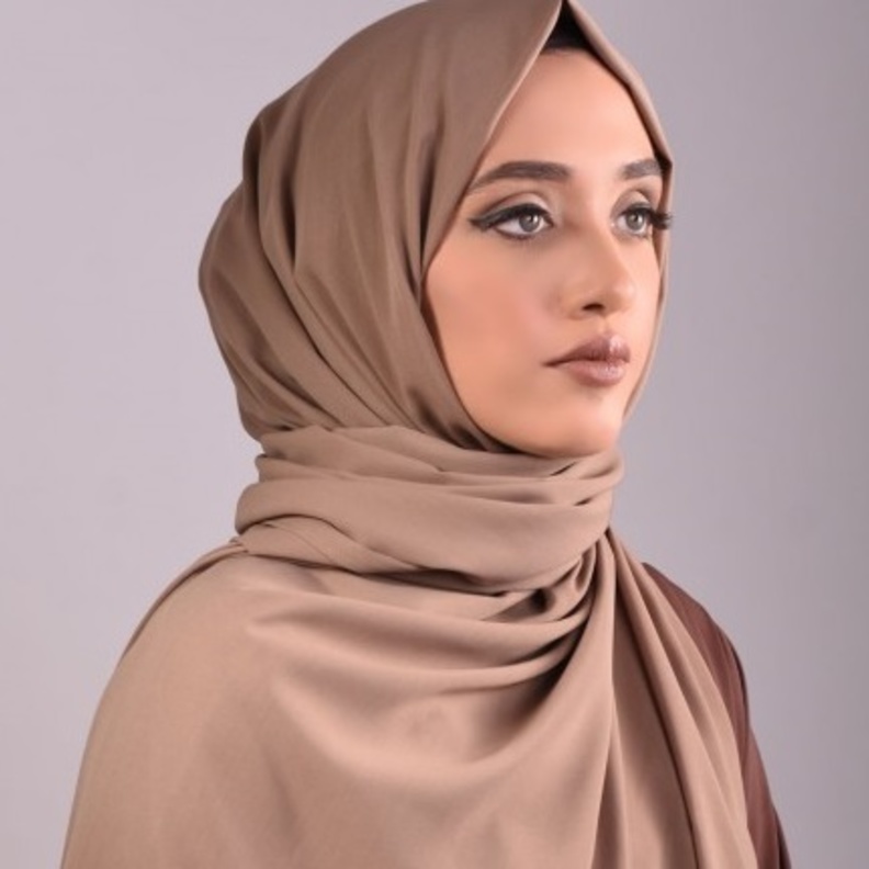 اختاري حجابك بحسب لون بشرتك