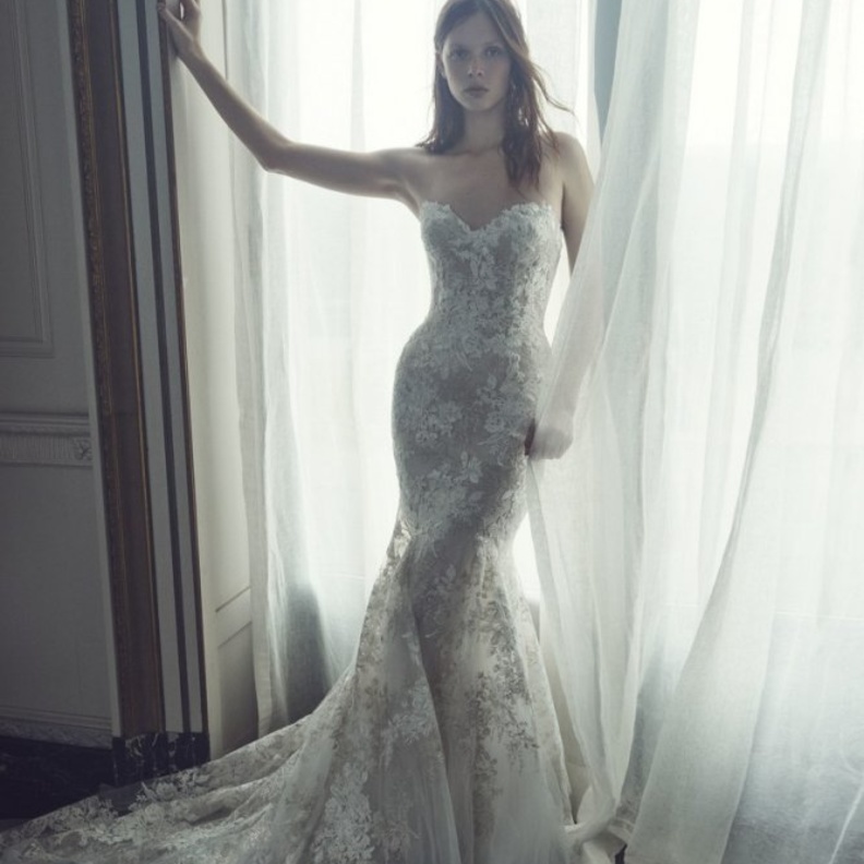 فستان من مجموعة ليلا روز