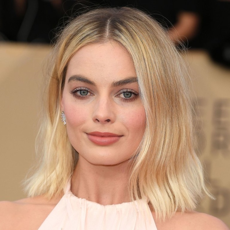 آيشواريا راي بأحمر شفاه رائع ف حفل كان 2018