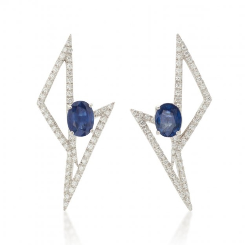 اسوارة من لين بان Lynn Ban