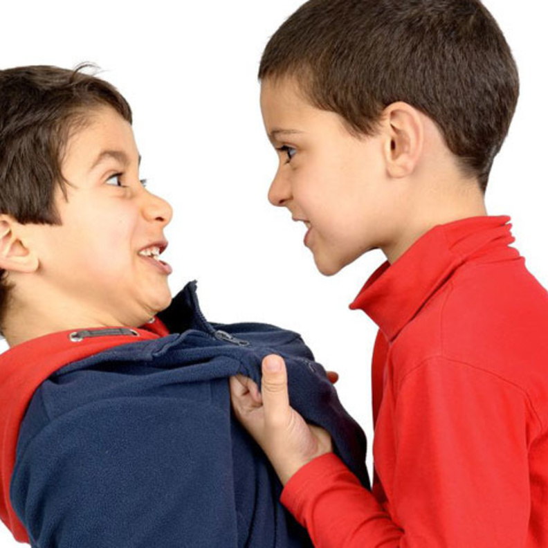 نصائح ليواجه الطفل الأطفال المتنمرين في المدرسة