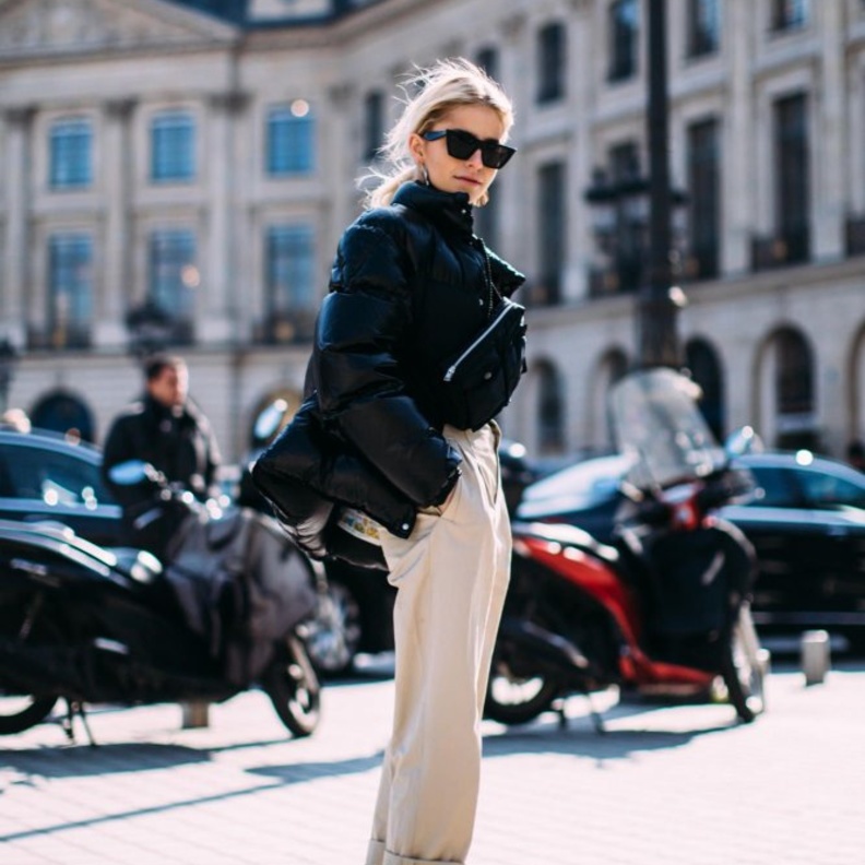 اعتمدي تصاميم أحذية رياضية ضخمة لاطلالاتك العصرية