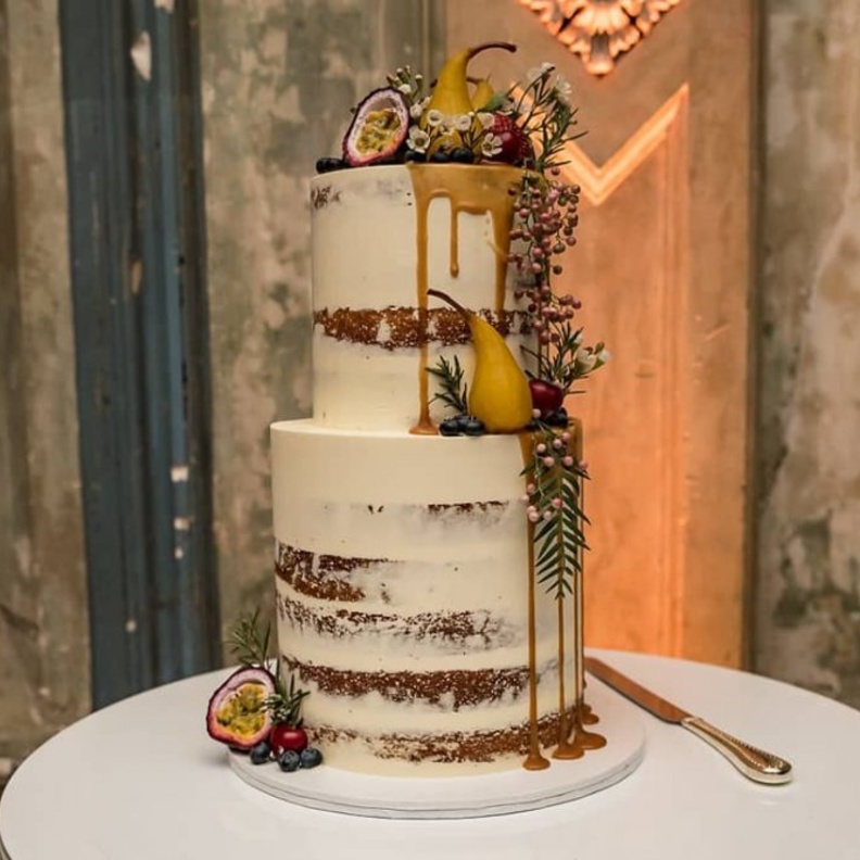 أحدث صيحات والوان كيك الزفاف لعروس 2019