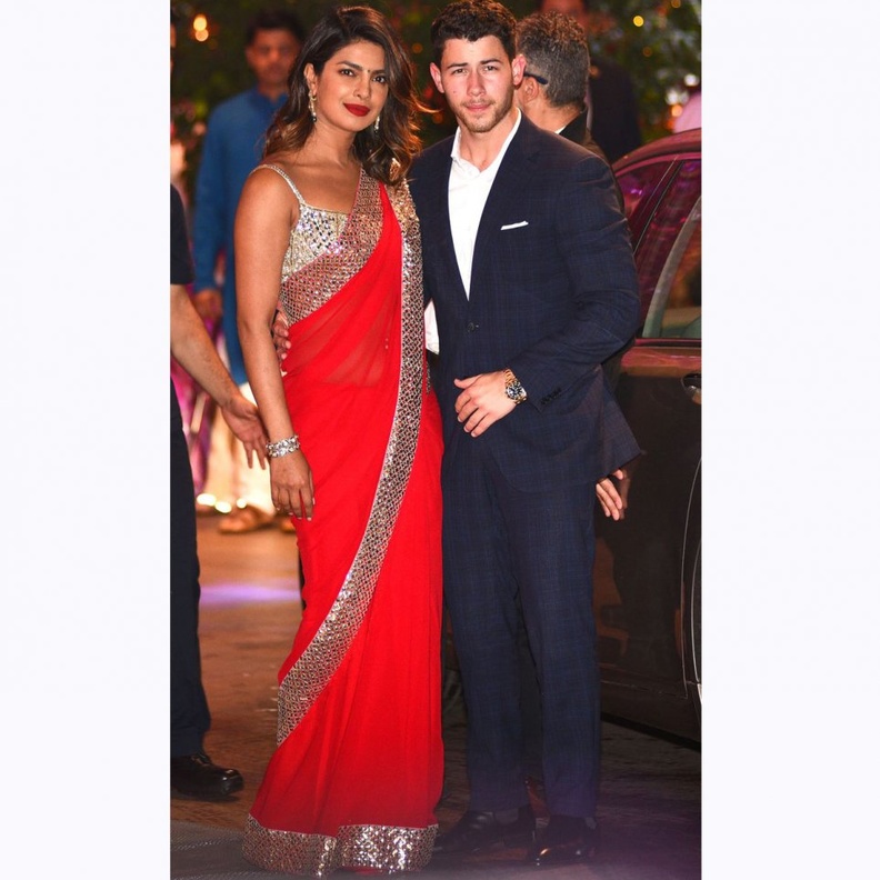 علاقة حب تجمع الثنائي بريانكا تشوبرا Priyanka Chopra ونيك جوناس Nick Jonas