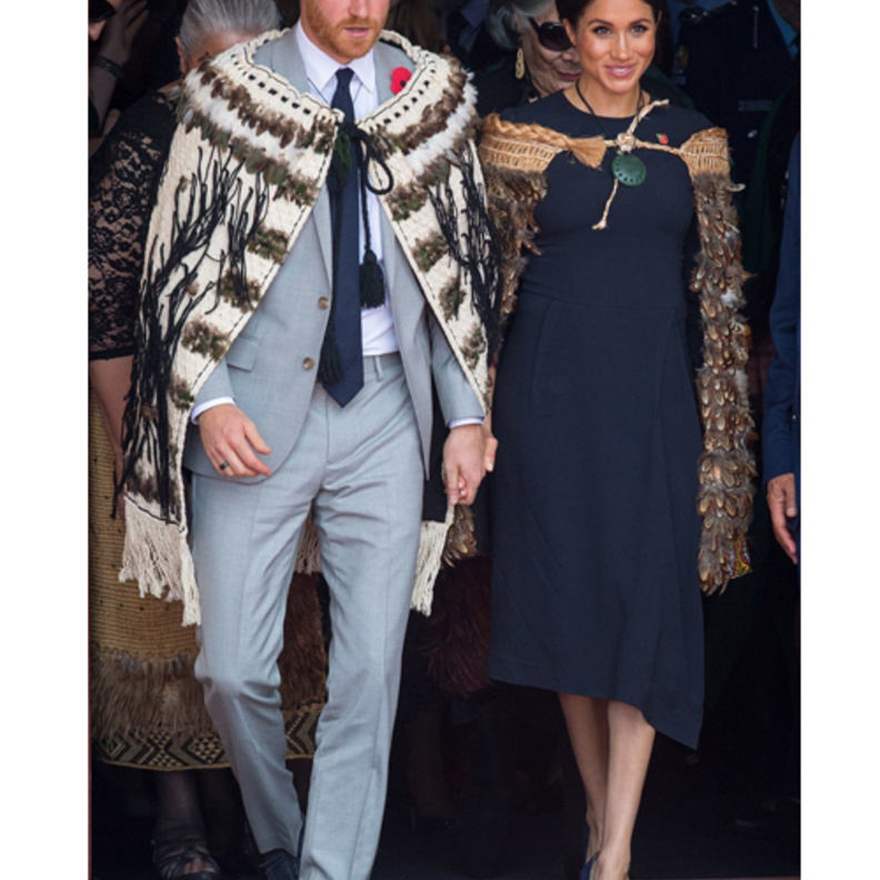  إطلالات الأميرة ميغان ماركل Meghan Markle باللون الكحلي