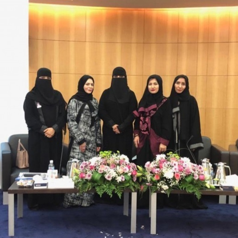  سيدات أعمال سعوديات يتجهن لاعداد كوادر وطنية في مجال التجميل 