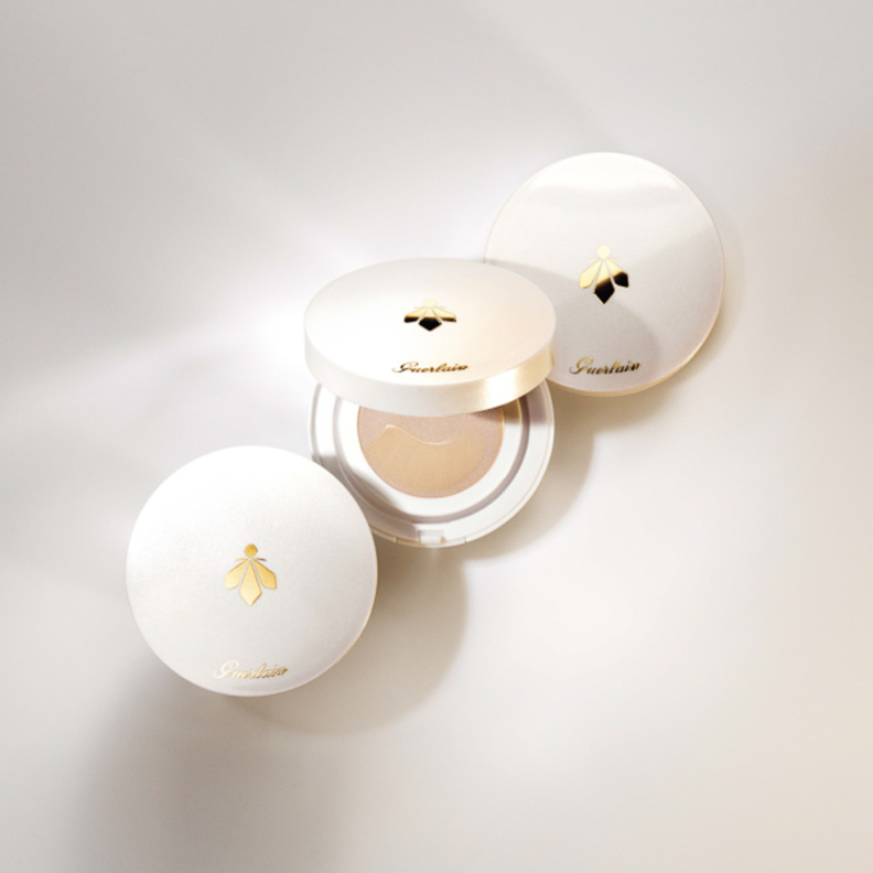 Bee Glow Aqua Cushion.. إكسير ملائم للسفر