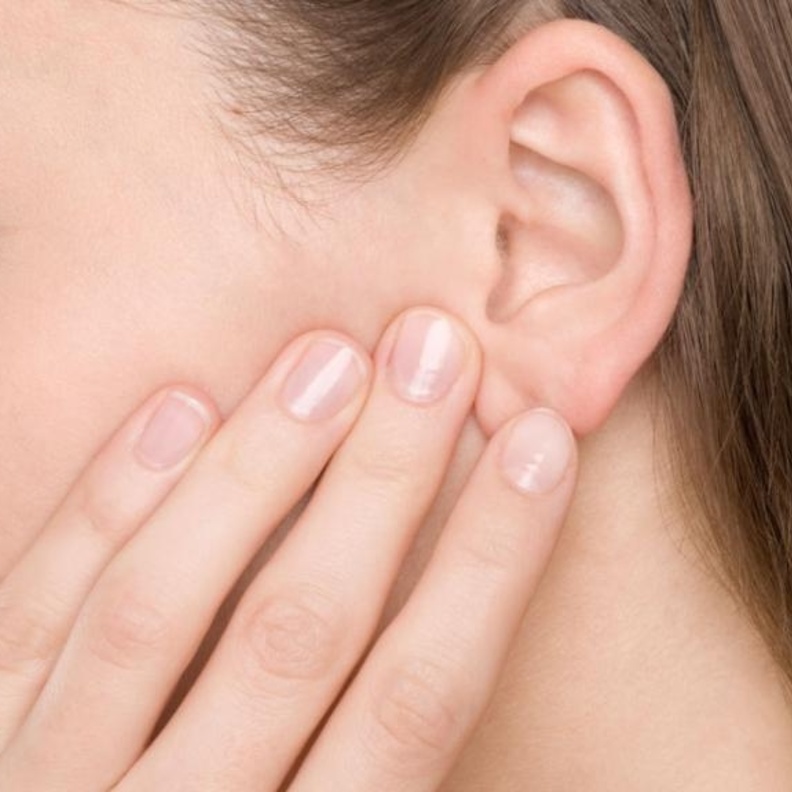 الأورام الخلف الأذن تسبب التهاب الأذن الوسطى عند الكبار