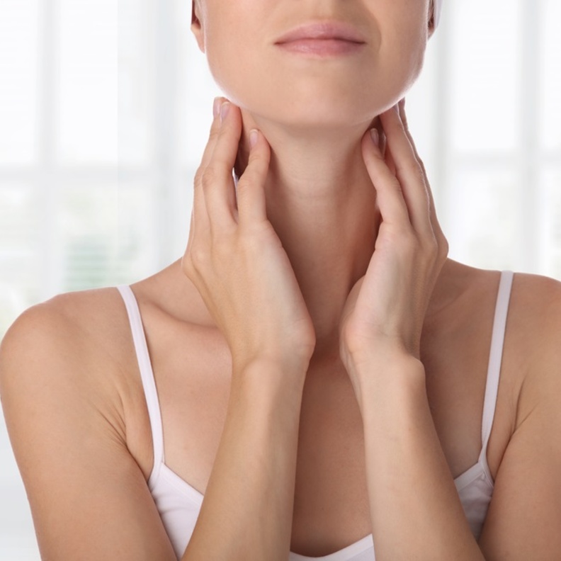 اعراض سرطان الغدة الدرقية اسبابها وطرق علاجها