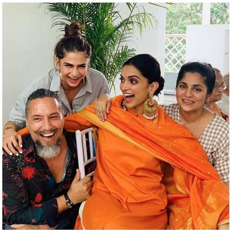 ديبيكا بادوكون تحتفل بقرب زواجها