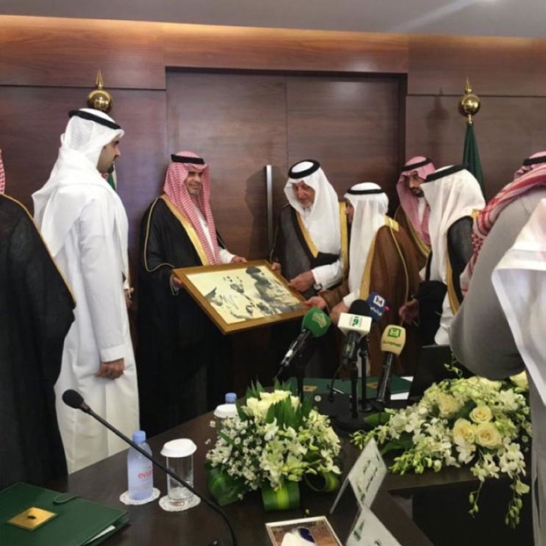 تحويل مركز الأمير خالد الفيصل للاعتدال إلى معهد بجامعة الملك عبدالعزيز 