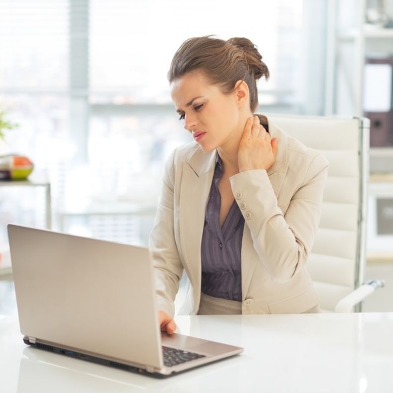 ما هي اعراض التهاب اعصاب الرقبة ؟