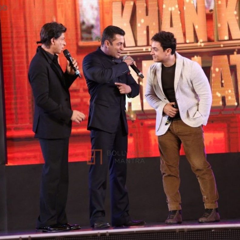 عامر خان يقول شاروخان نجم حقيقي ولا أنافس سلمان خان.